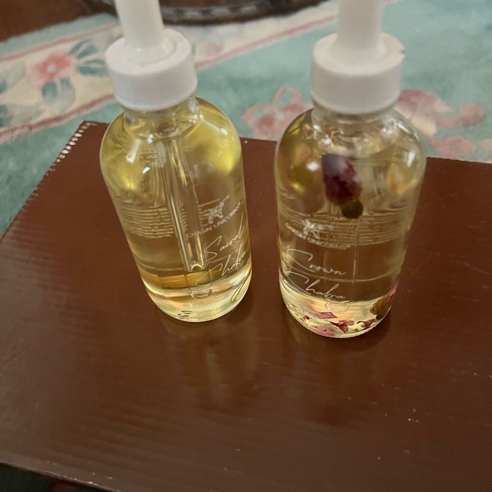 Crown Chakra Body Oils - Lavender Chamomile and Lemongrass Lilly 4oz Bottles New - Picture 2 of 3